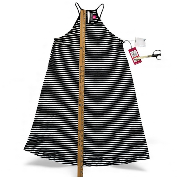 NWT Vince Camuto B&W Striped Dress Petite XS - Picture 9 of 12
